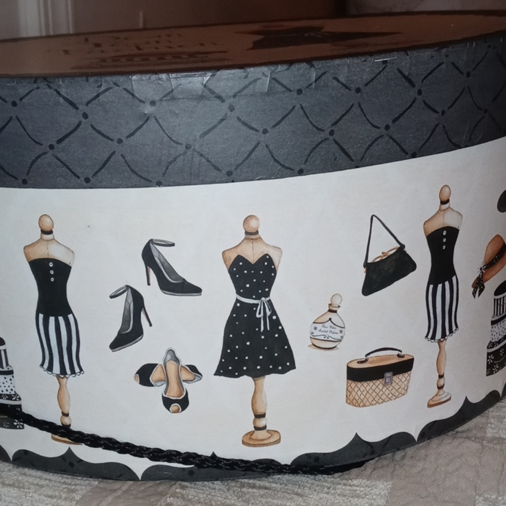 Tri Coastal Design - Picture 2 of 3